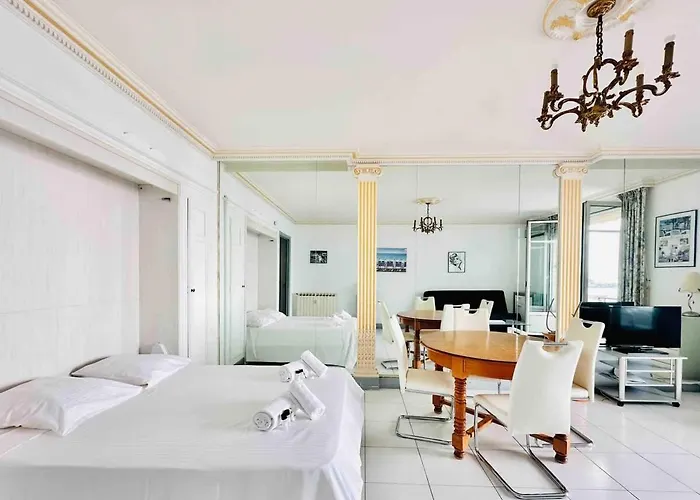 Le Belmondo - Croisette - Palais Miramar Cannes