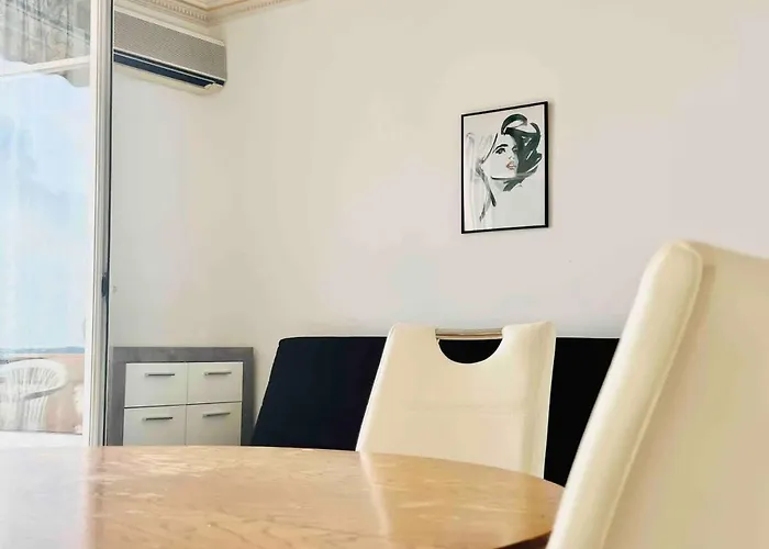 Le Belmondo - Croisette - Palais Miramar Cannes