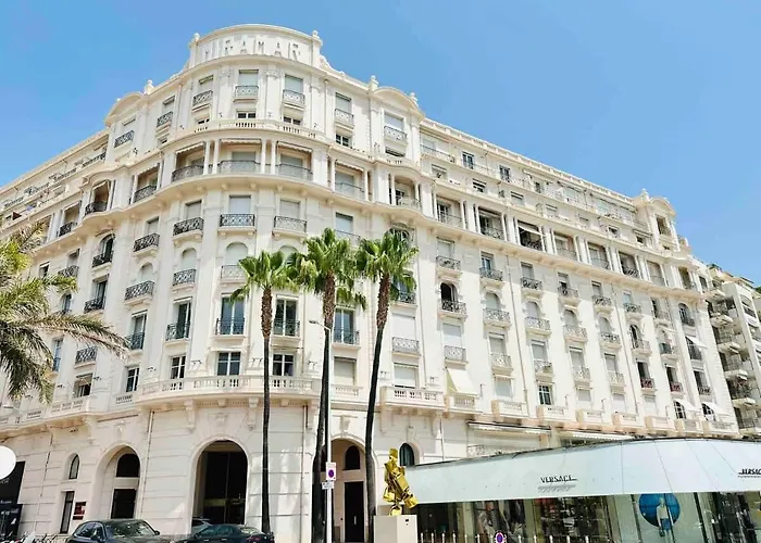 Le Belmondo - Croisette - Palais Miramar *